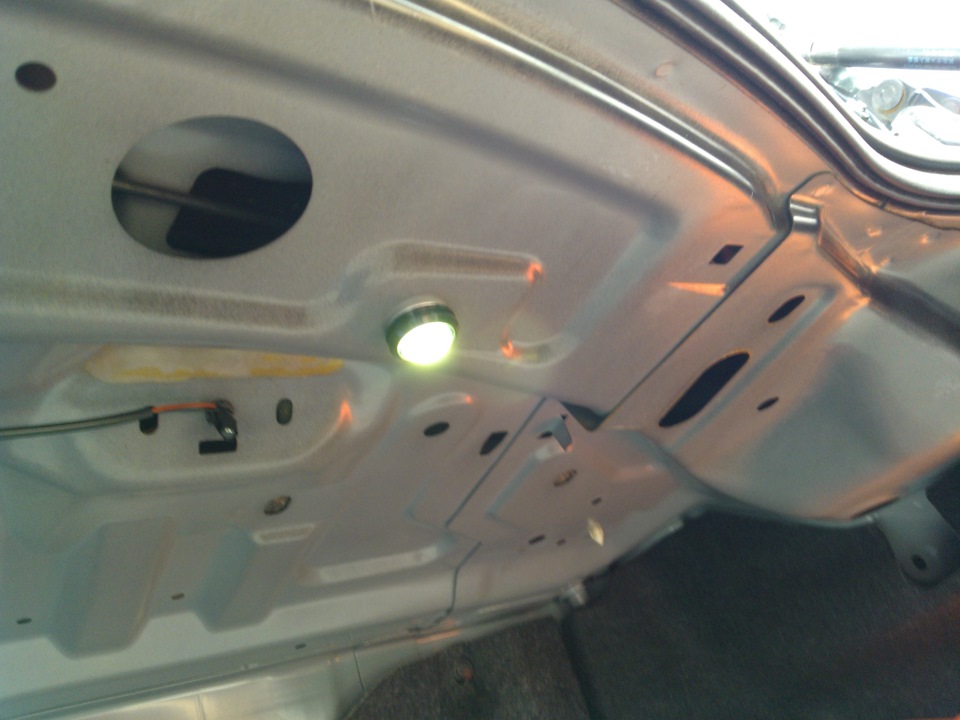 Переробка підсвічування багажника. 2