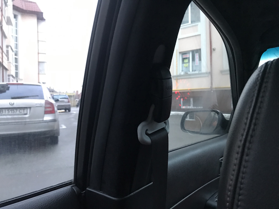 Перетяжка стелі в чорну алькантару 5