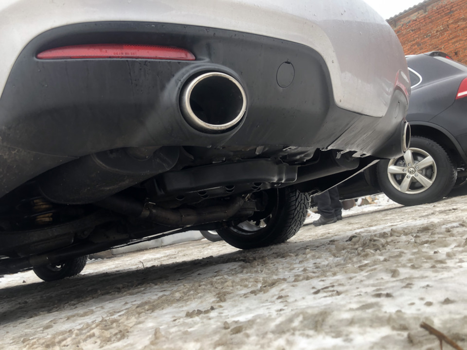 Повний вихлоп 2.5' Magnaflow 2