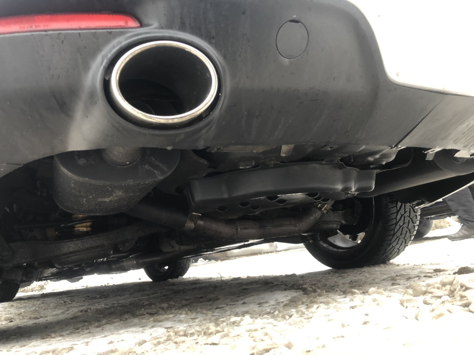 Повний вихлоп 2.5' Magnaflow 1