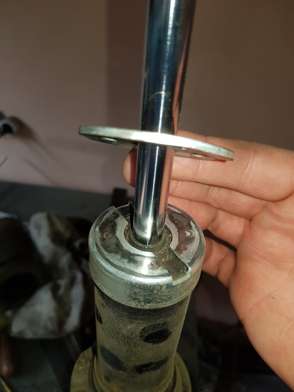 Металічне деренчання в ходовій, Bilstein B6 3