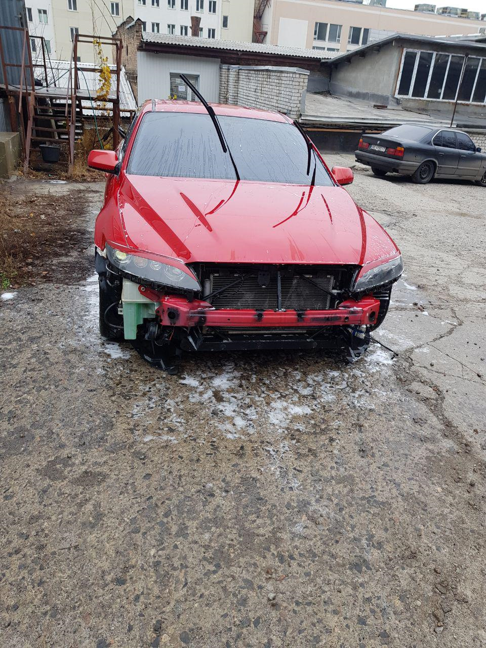Ремонт вуха бампера, установка заводської губи mazda mps 6 5