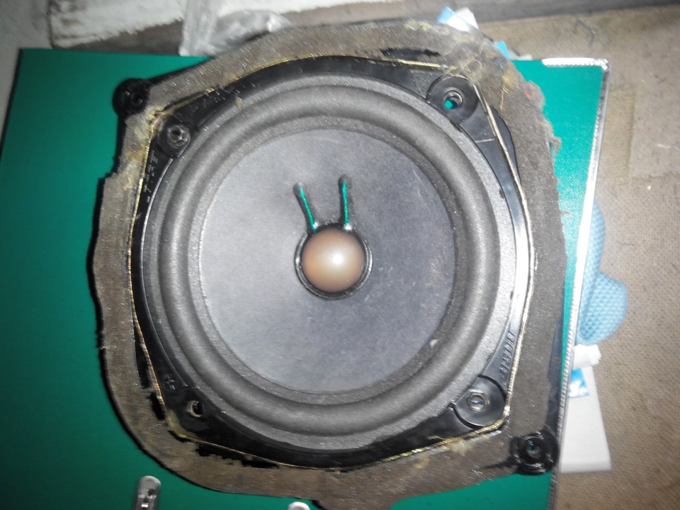 Поставил динамики BOSE 1