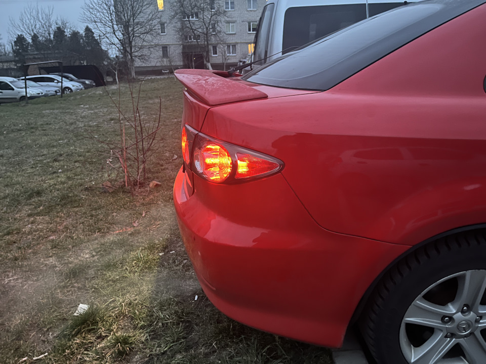 Задні ліхтарі Mazda 6 sport USA 3