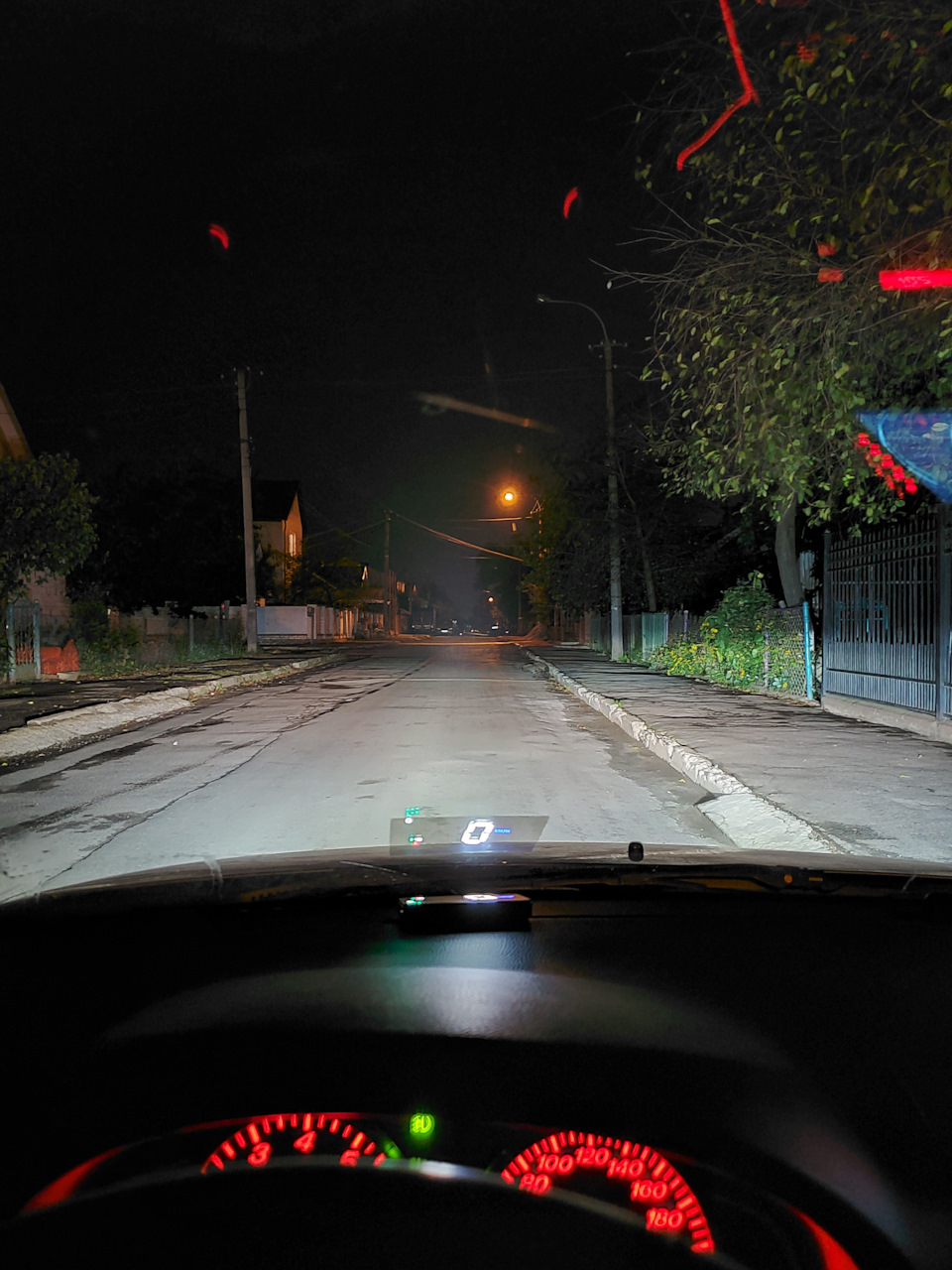 Ультраяскраві led лампи в ближнє світло (замість галогенних). 5