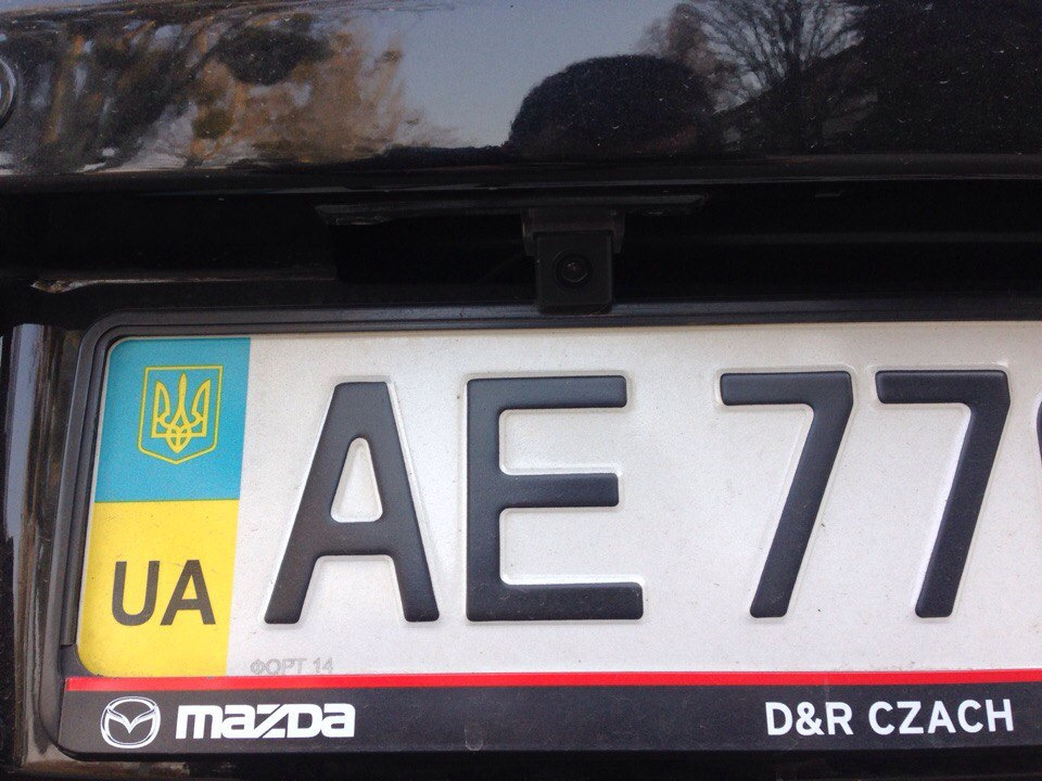 камера заднього виду 2