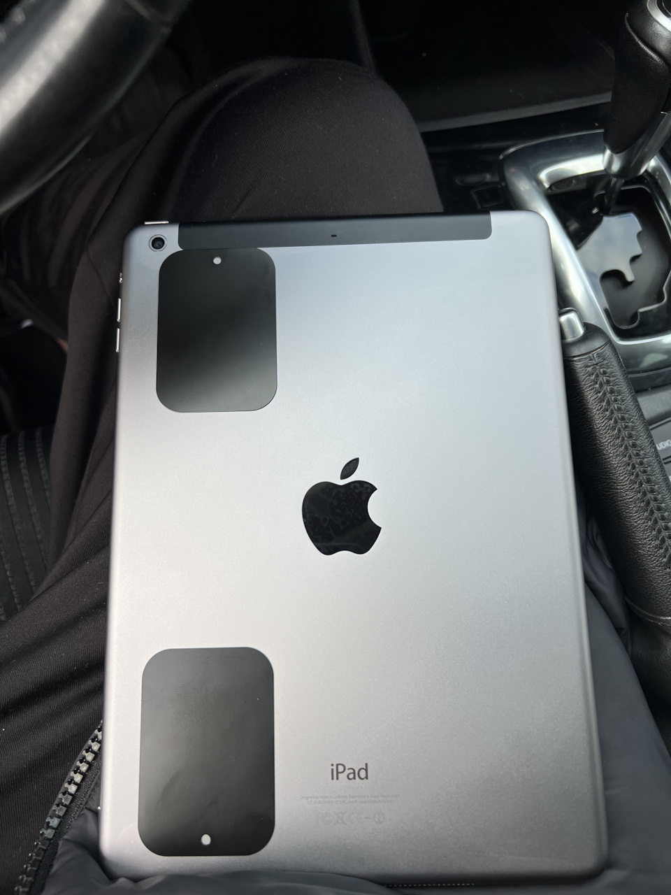 Помістіть iPad 1