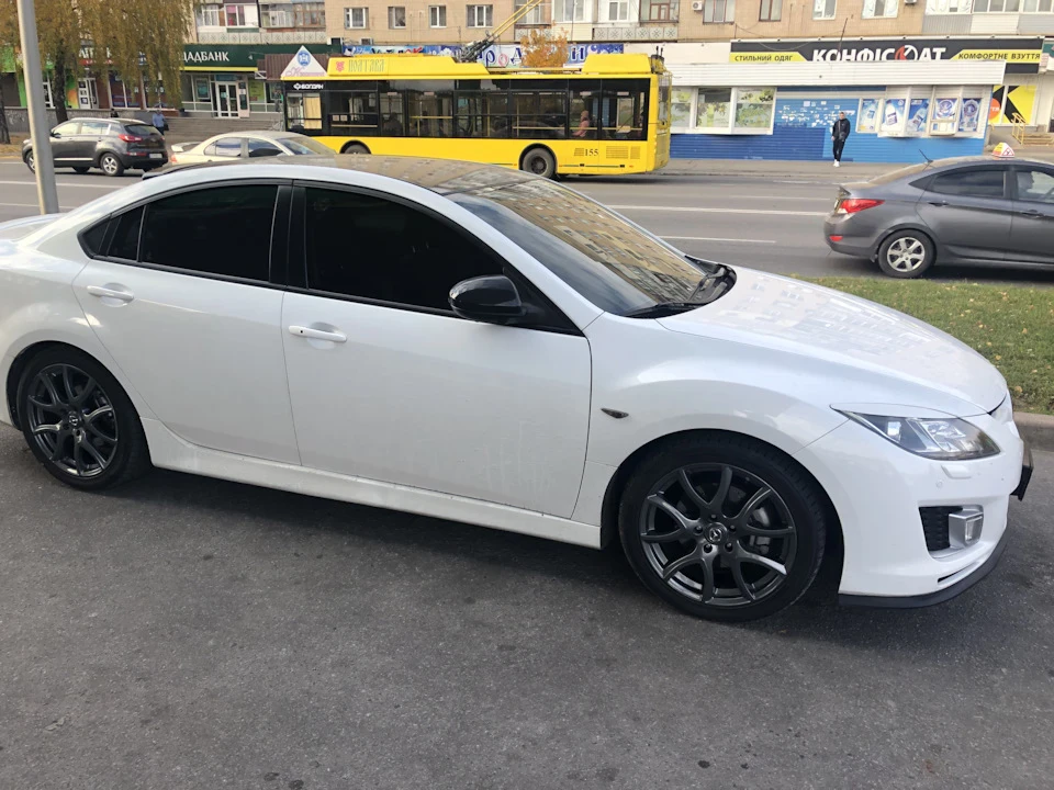 Трохи дрібничок для мазди