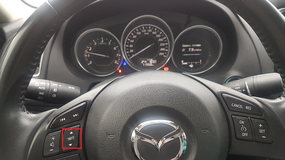 Проблема з (TPMS) датчиком тиску в шинах mazda 6 3