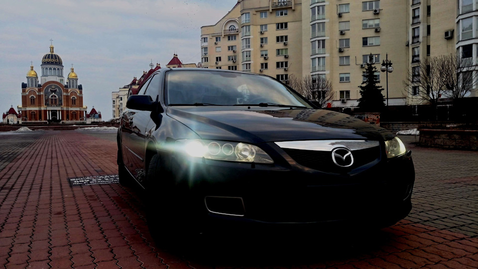 ПРОДАВ Мазду. 1