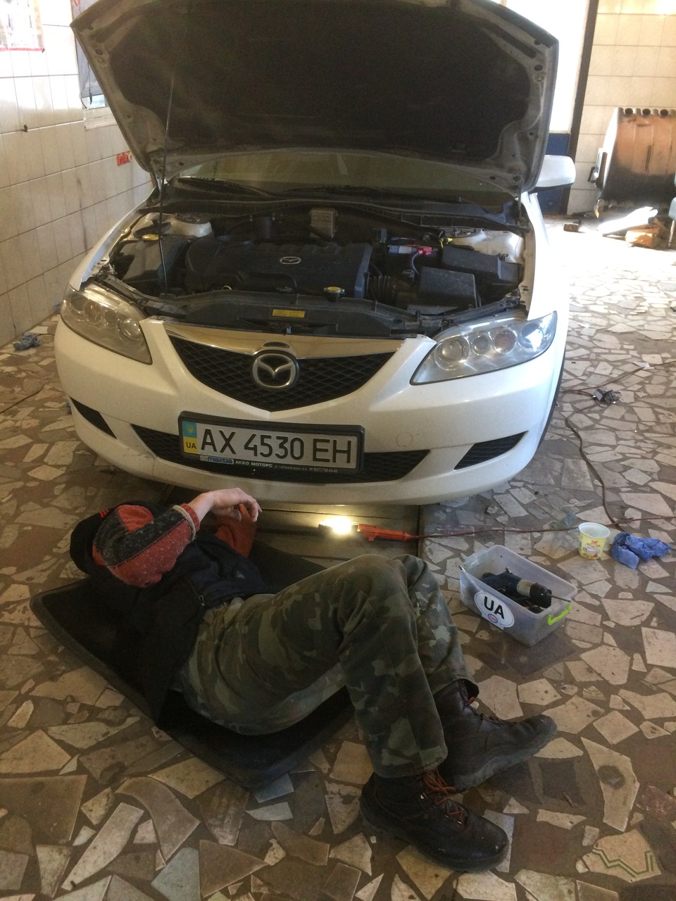 Ксенон або біле світло; D 1