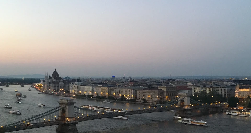 Не чекаючи безвіз