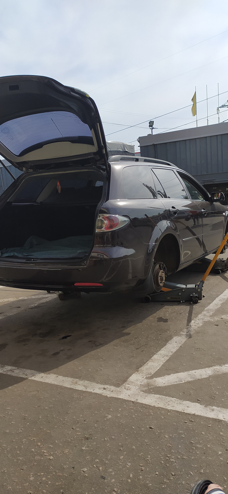 Нове взуття Hankook 1