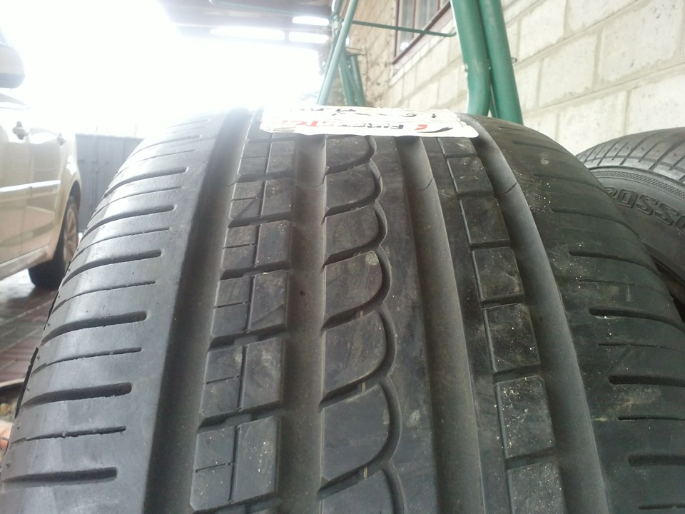 Літня гума Pirelli / або кирзаки на погану погоду 1