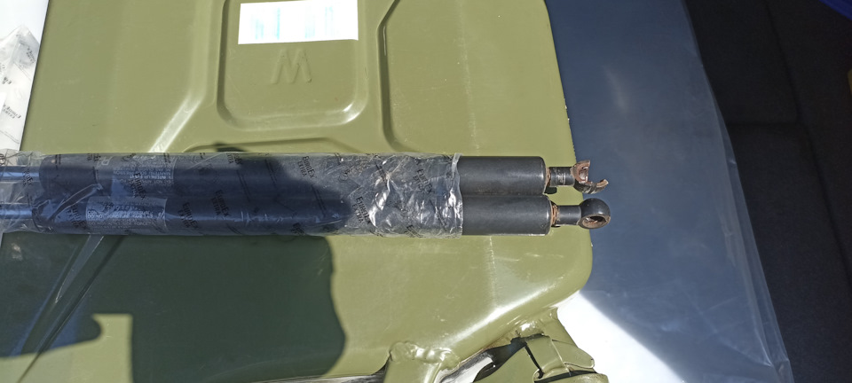 Газові упори кришки багажника універсал 5