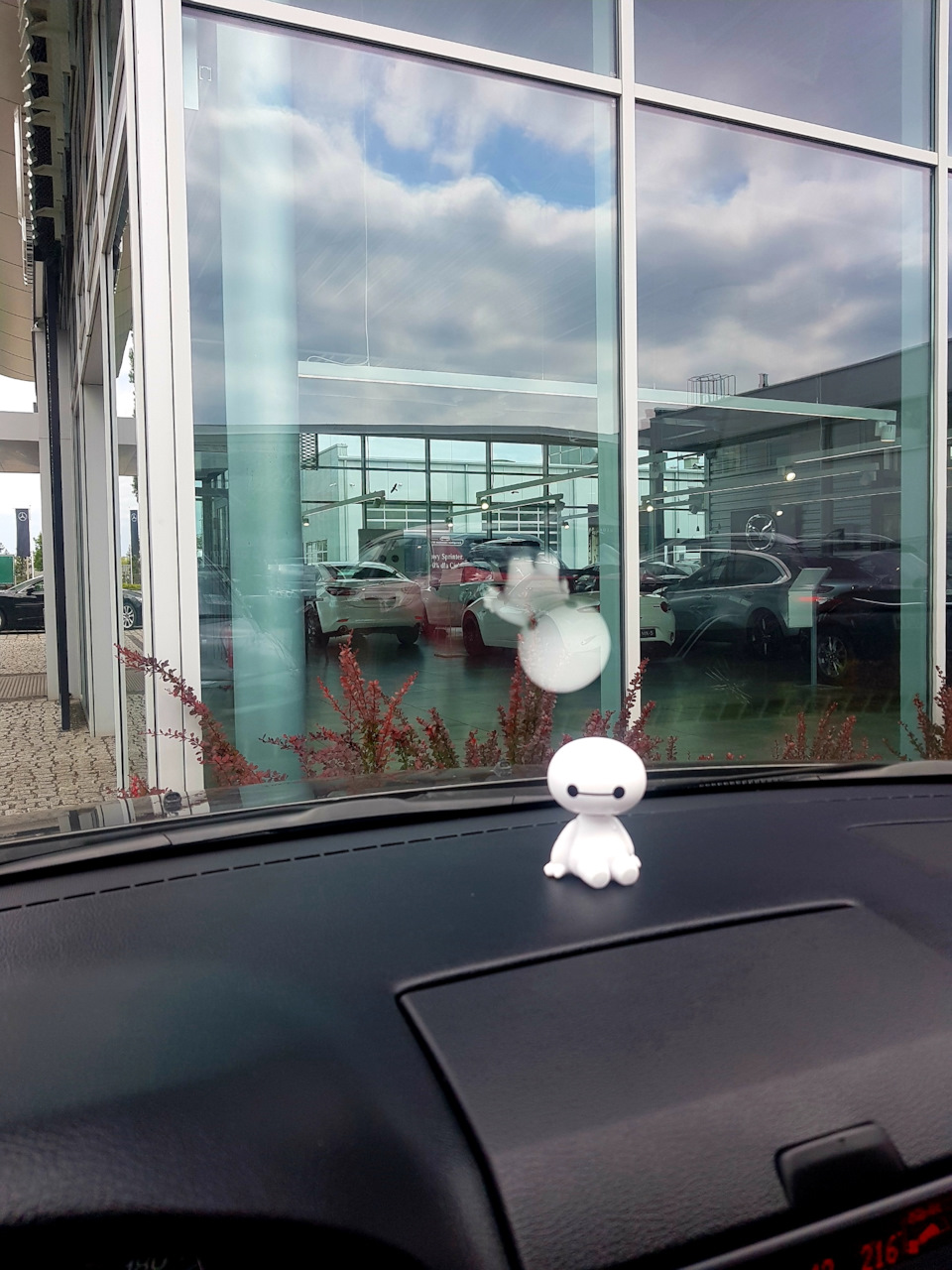 Огляд на оф.дилері MAZDA 3