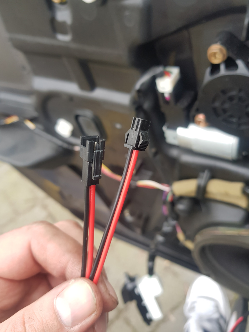 Встановлення гнучкого LED в Mazda 6 GG 4