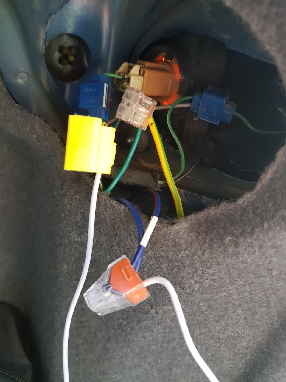 #2 Встановлено LED Стопи в задній бампер Mazda 6 4
