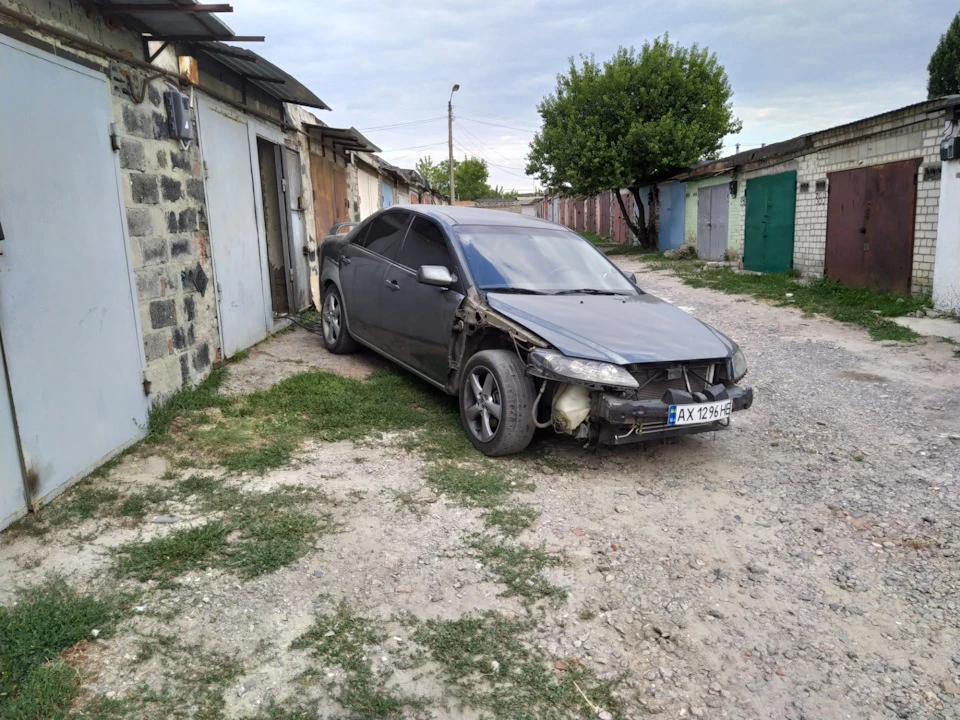 Після переварювання порога, що в нього залити?