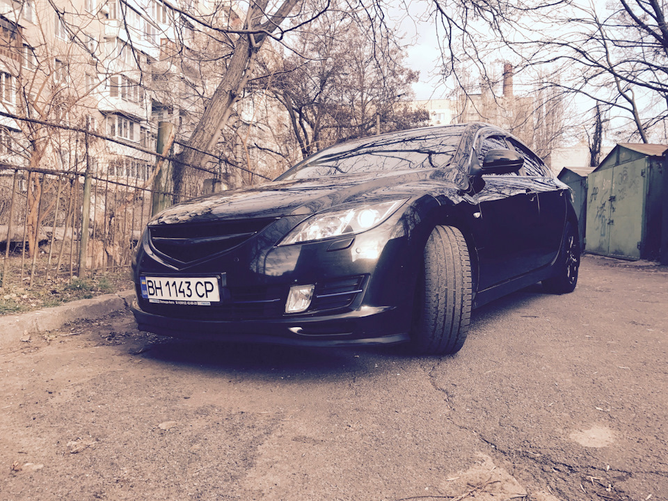 Симетрія задніх ліхтарів + губа 2