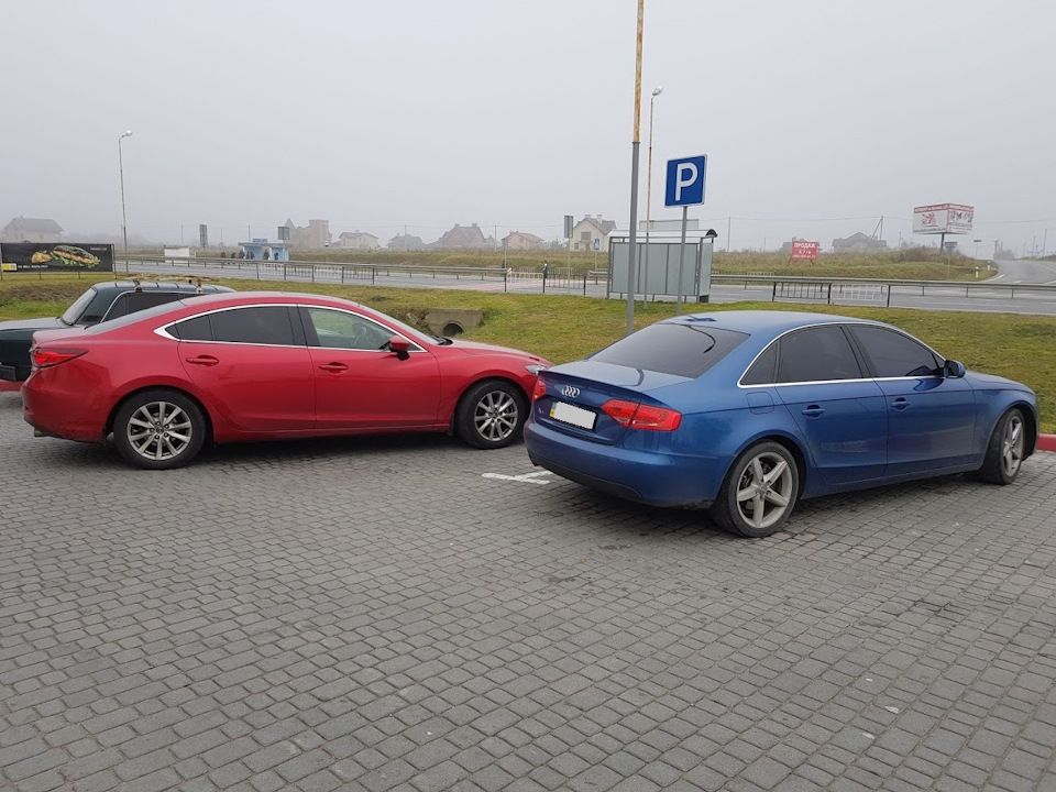 порівняння з ауді А4 2009 3
