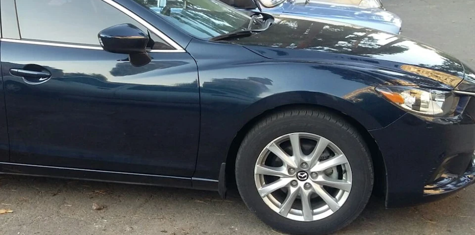 Передні бризковики Mazda 6 (оригінал код GHR1V3450)