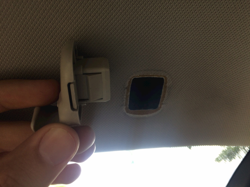 Переміг скрип у районі лобового скла 1