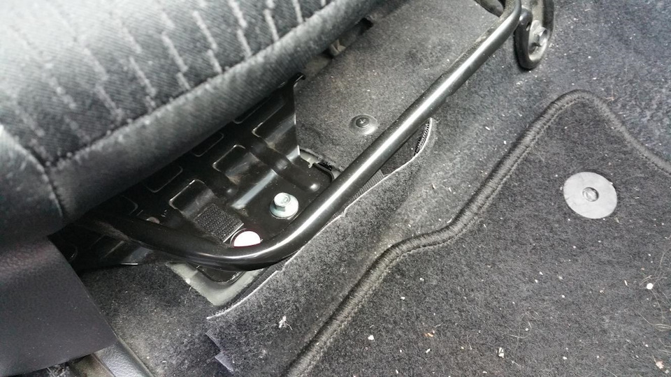 Ремонт-профілактика підсилювача BOSE GS1E 66 920A на MAZDA 6 GH 1