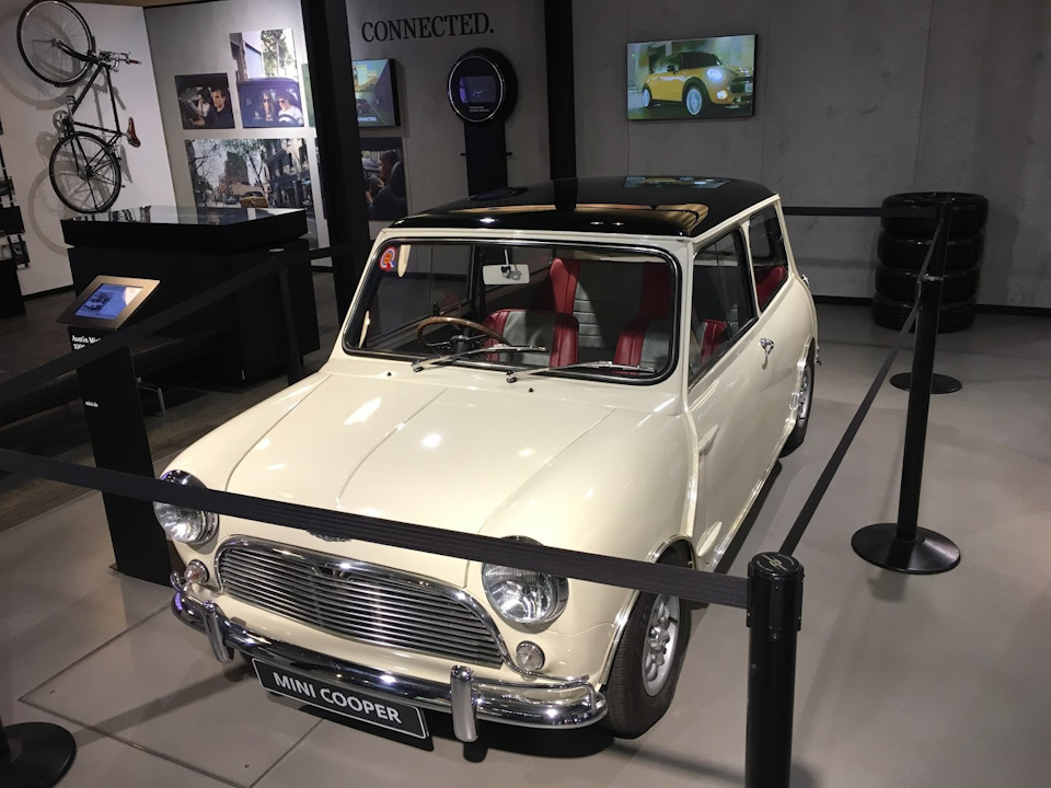 Був у Мюнхені, навідався до BMW museum munich 1 3