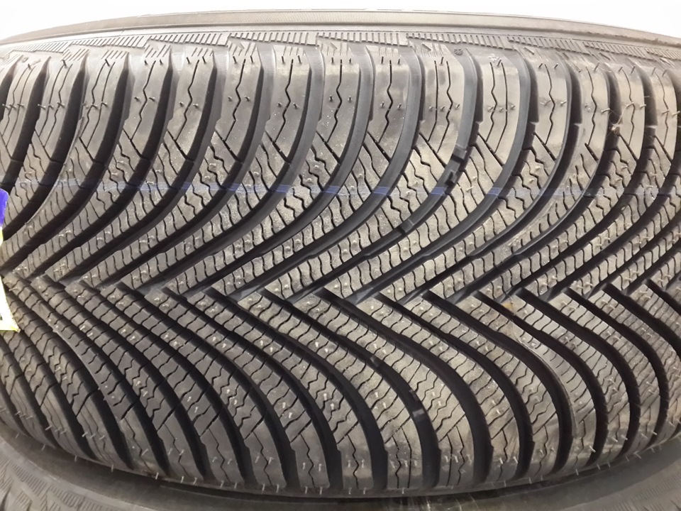 Зимове взуття. Michelin Alpin5 3