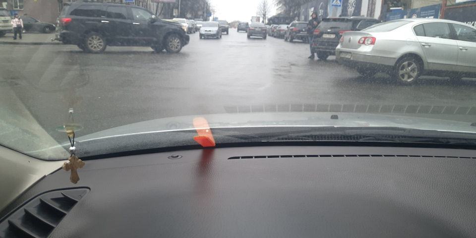 #28 брязкіт в області торпедо і лобовухи 1