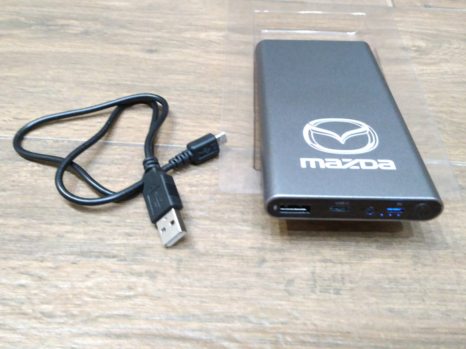 # 07 Power Bank Mazda 3
