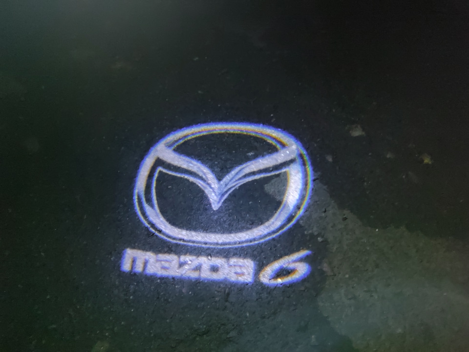 Підсвічування дверей Mazda 6 2