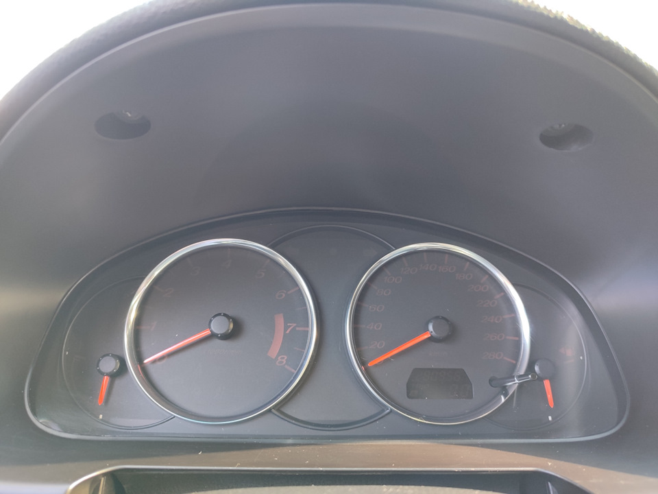 Приладова панель оптитрон MPS +ДО рестайл кільця. Органайзер Mazda в багажник. Декоративна накладка замка капота. Дрібниця 5