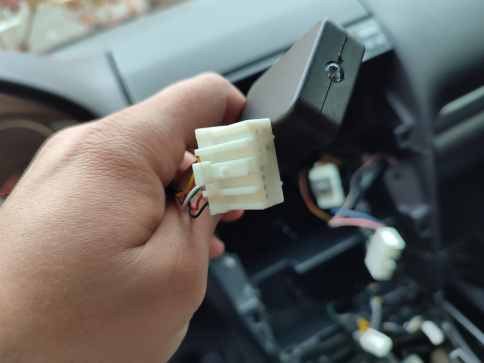 Замінив bluetooth на новий. Замінив рамку передньої панелі. Запчастини приймальної труби 5
