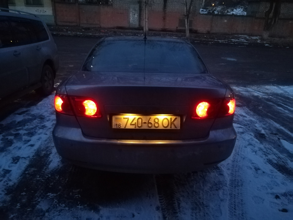 Задні ліхтарі 3