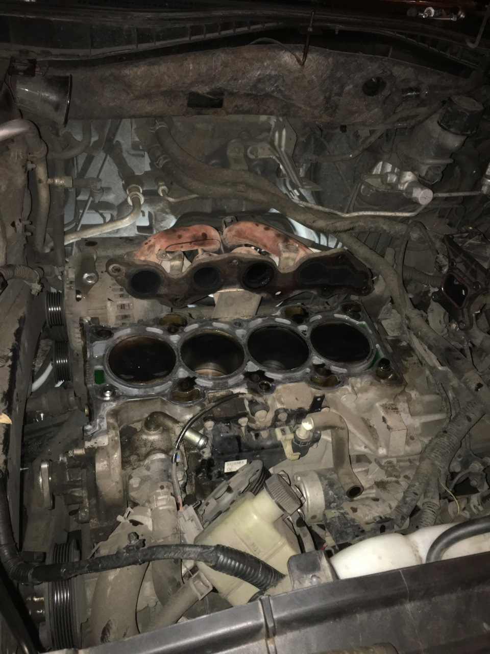 Капіталка двигуна MAZDA 6 GG 4