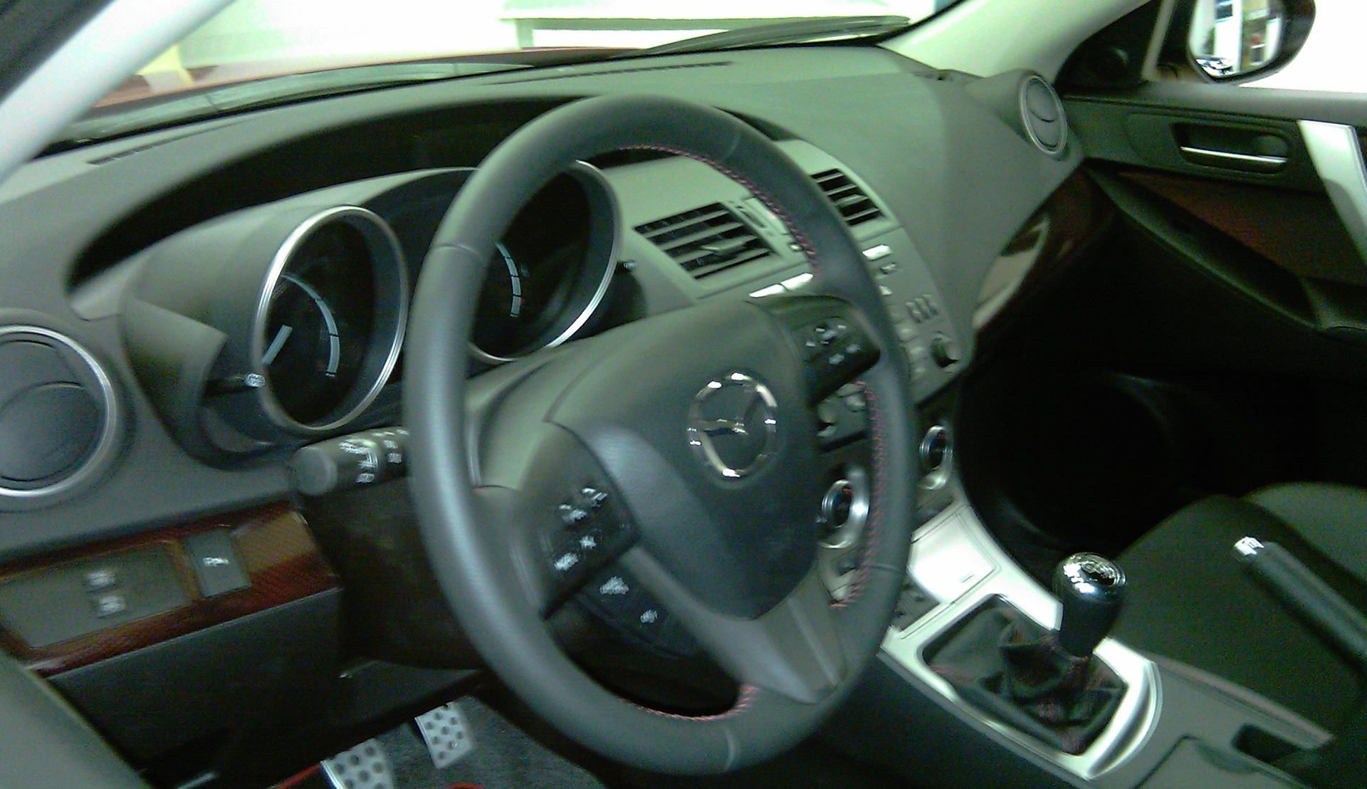 Нова Mazda 3 MPS 4