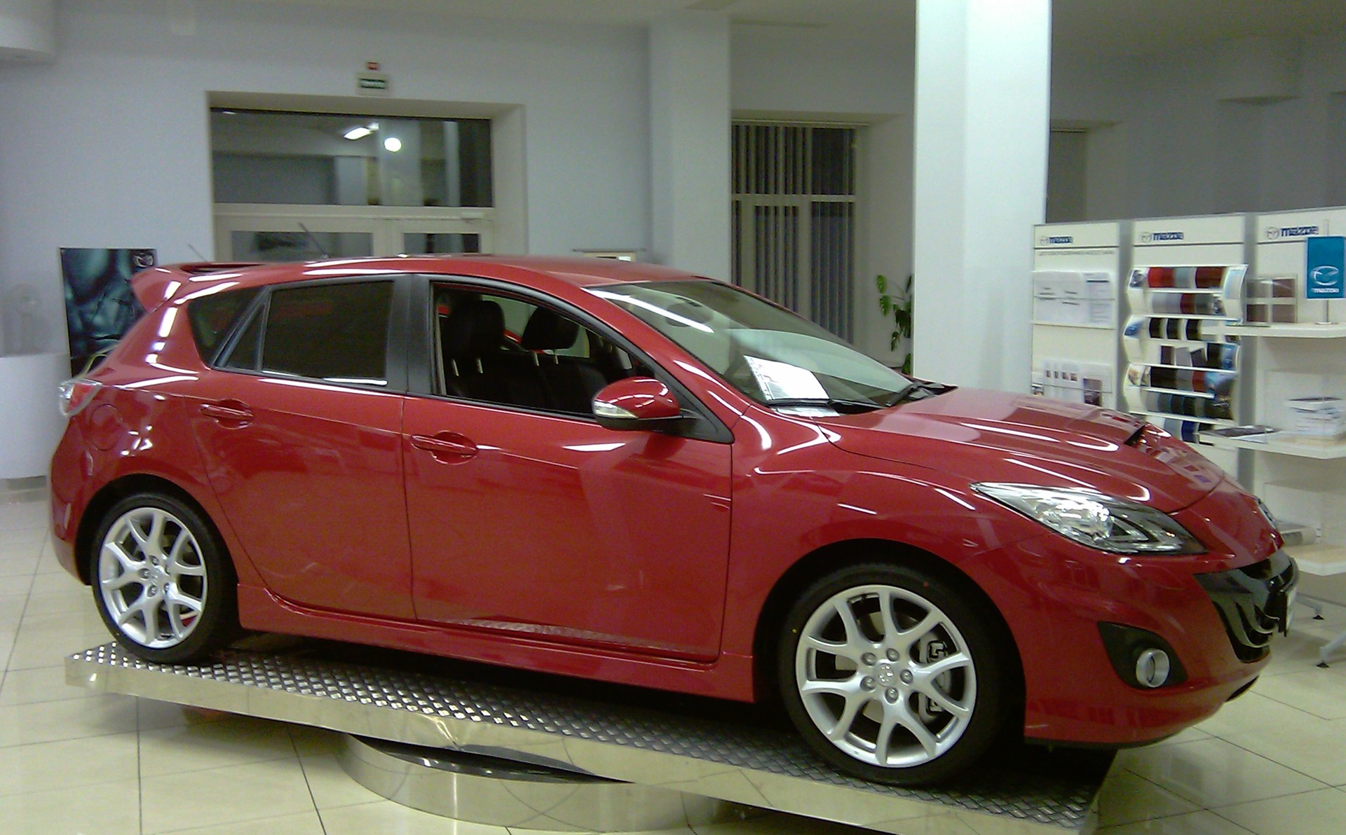 Нова Mazda 3 MPS 2