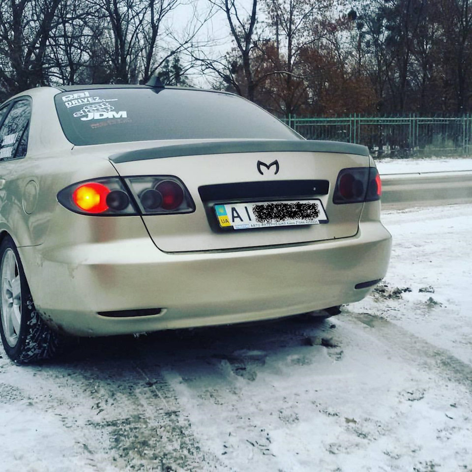 Спойлер на багажник 1