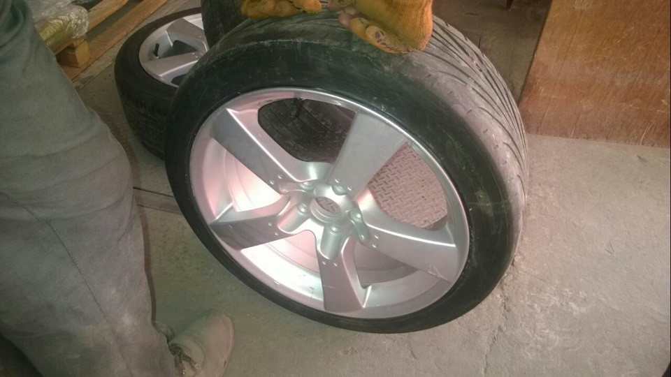 Замовив Рікси R18 1