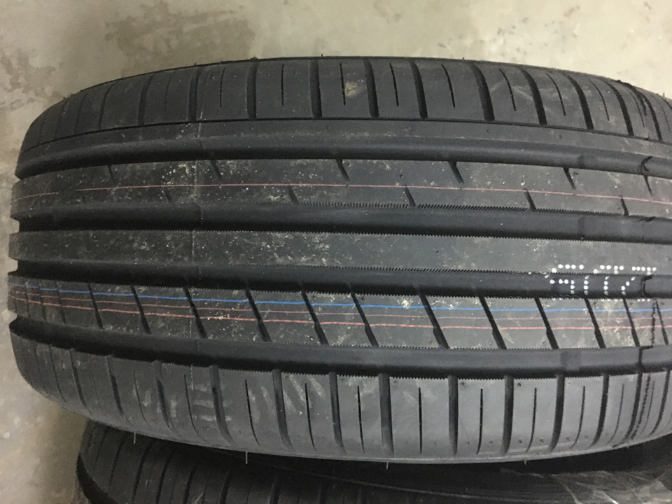 Zeetex hp2000 235/45/18 1