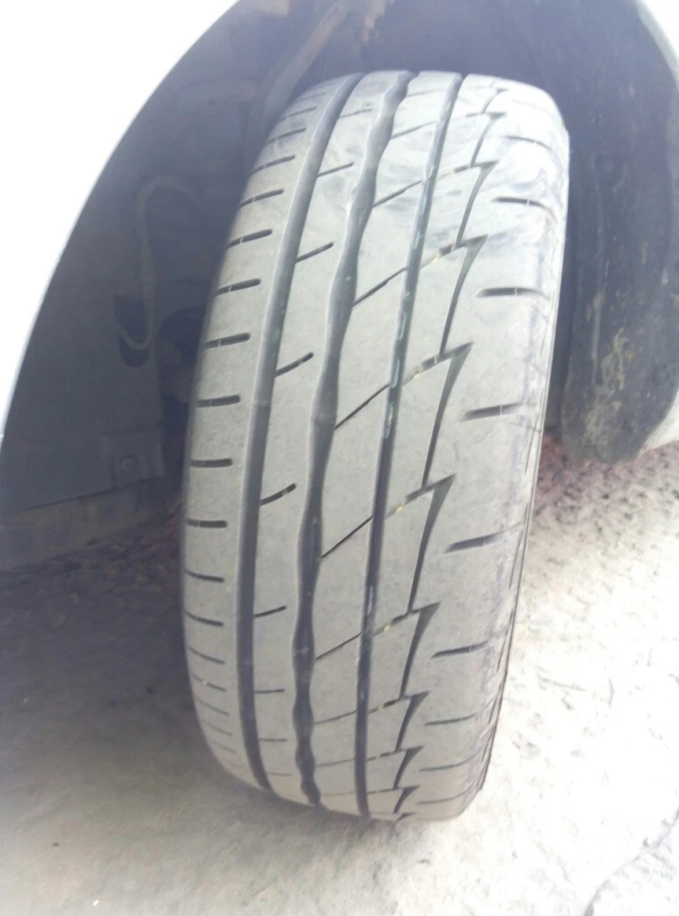 bridgstone potenza re 003