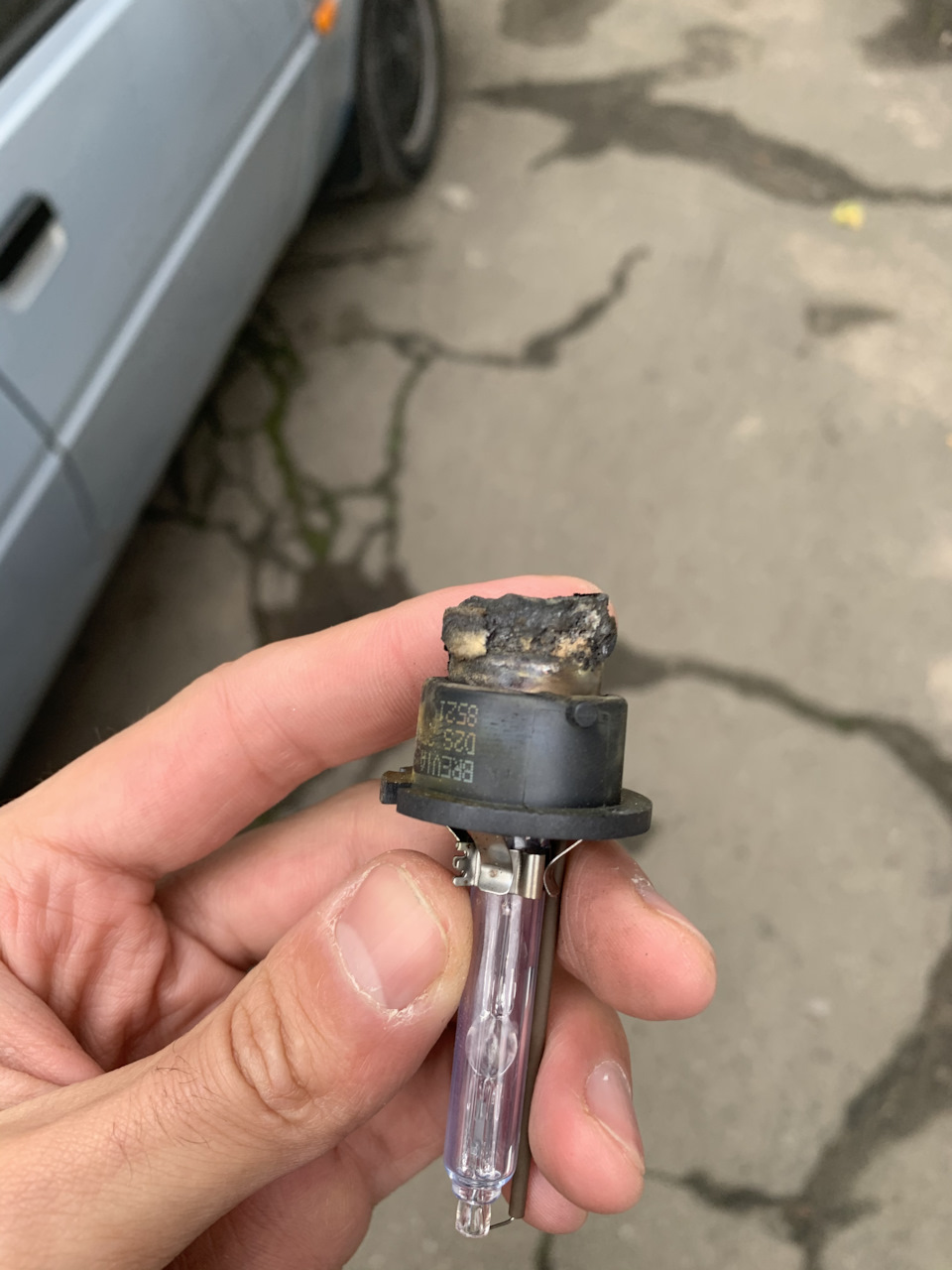 До чого призводить заміна ксенонової лампочки на рукостопи на СТО 1