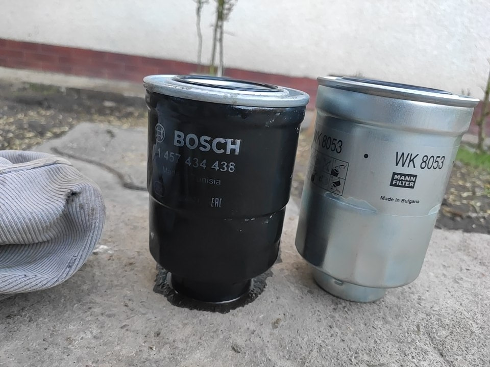 Заміна паливного фільтра від Mitsubishi 3