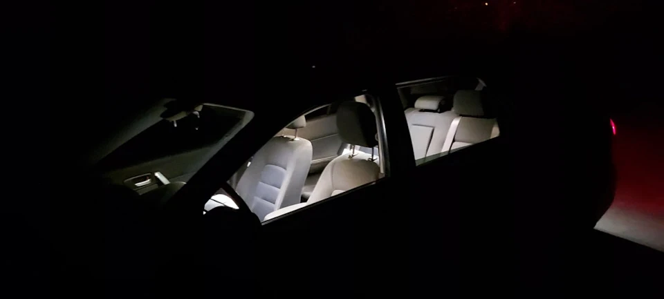 Освітлення салону з кайфу. LED лампи на світлодіодах CREE