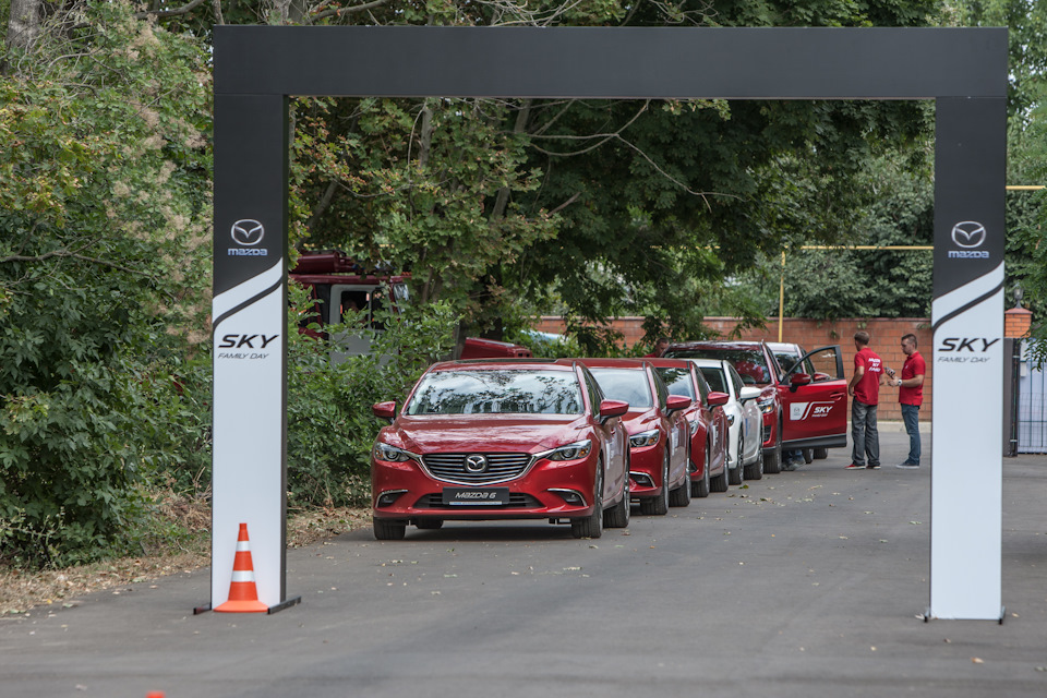 Mazda Sky Family Day Одеса 3
