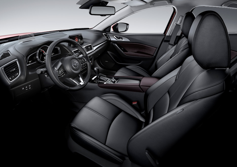 Mazda3 тепер зменшена копія Mazda6 5