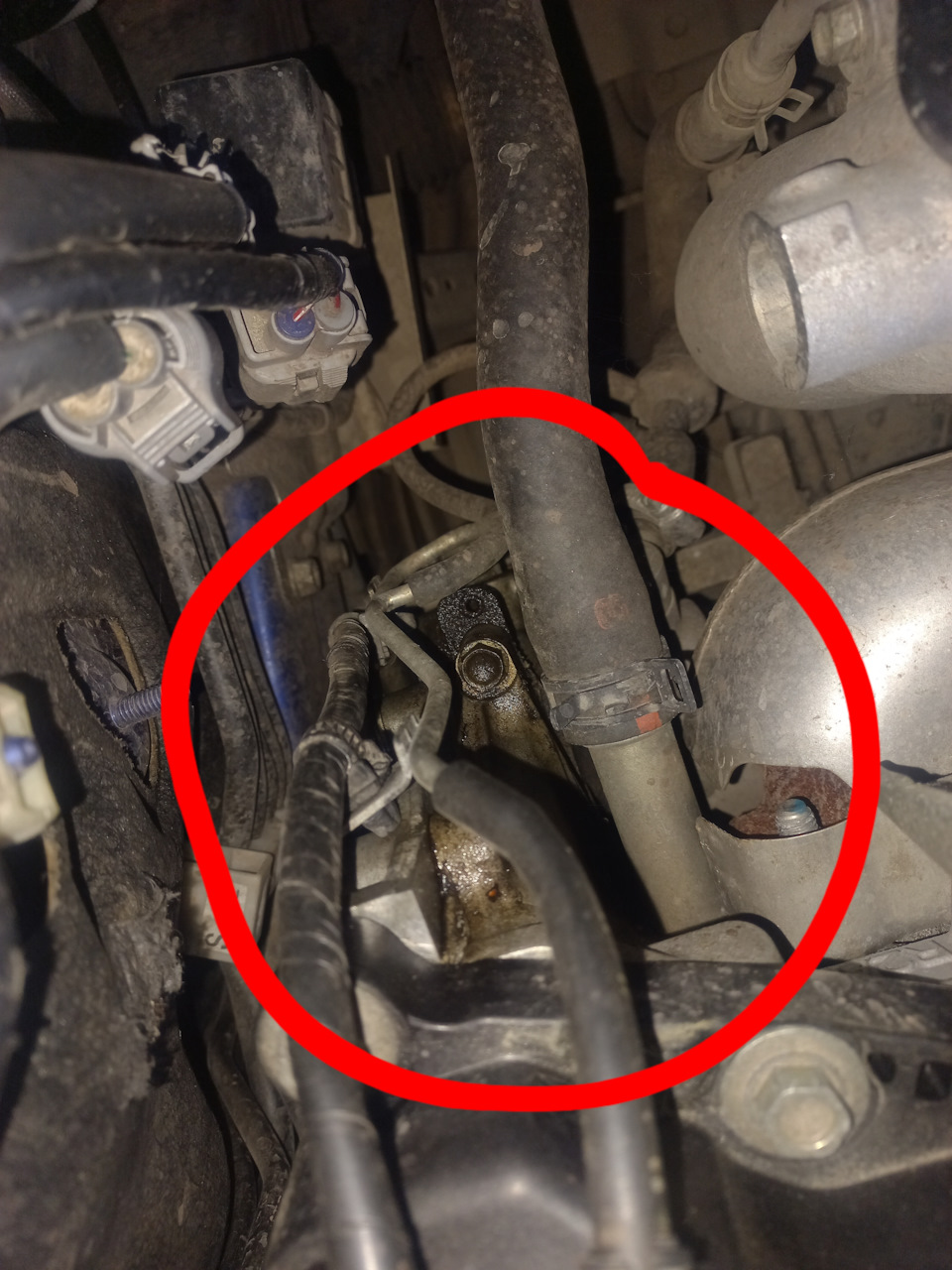 Заміна прокладки кришки клапанів Mazda 6 GH 2.2 MZR-CD 5