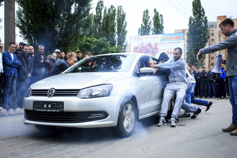 Брав участь у ДРЕГ взяв 1-е місце у своєму класі ! Ма6ка розумниця витягла всіх ) 5